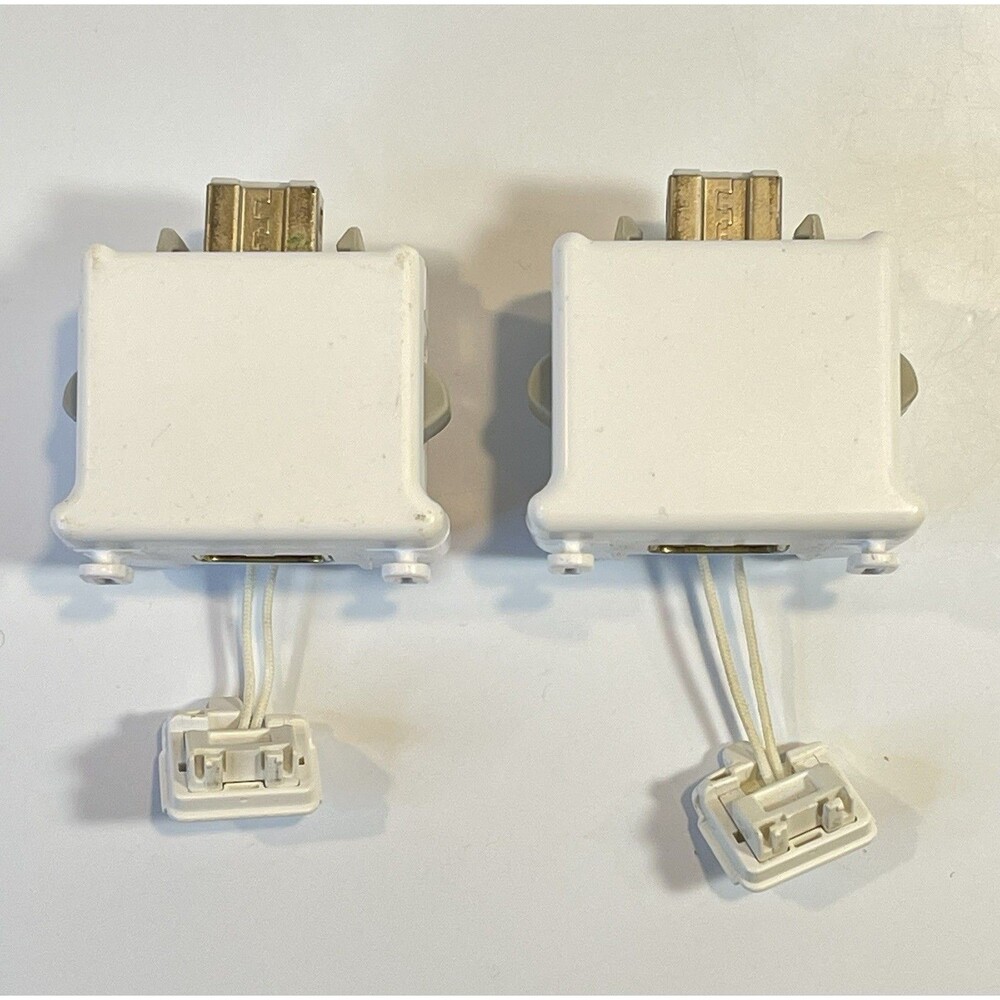 Nintendo Wii LOT Remote Motion Plus Adapter Nunchuck Lot w/ Sleeves Tested READ - Picture 5 of 16